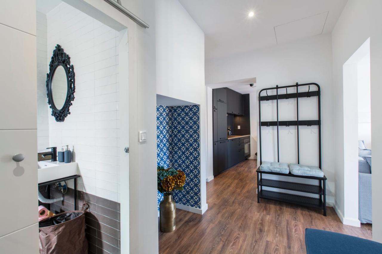 Amazing Downtown Apt With Small Balcony With View Over The Castle Lisboa Dış mekan fotoğraf